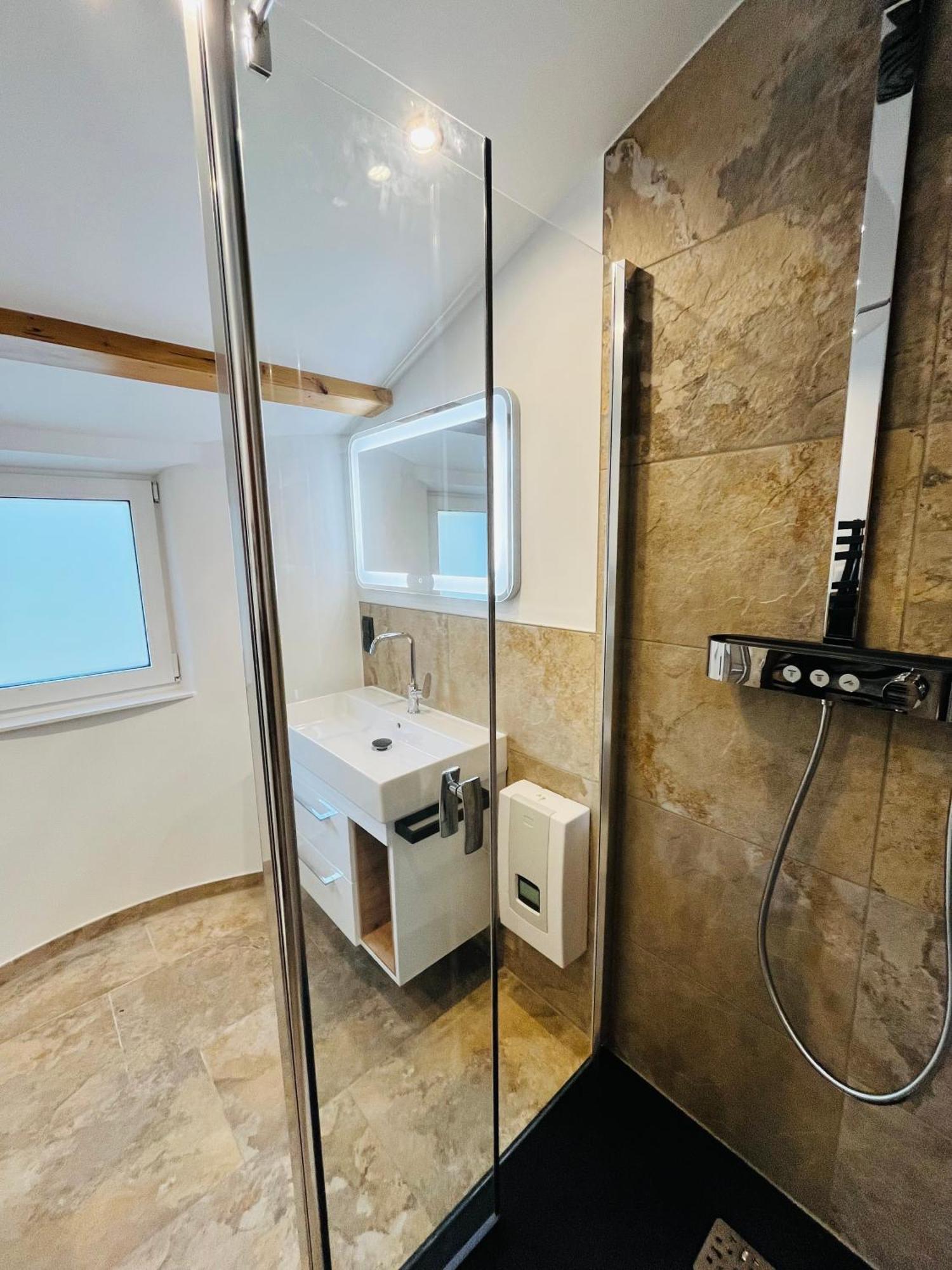 Apartmán Haus Helga Hof bei Salzburg Exteriér fotografie